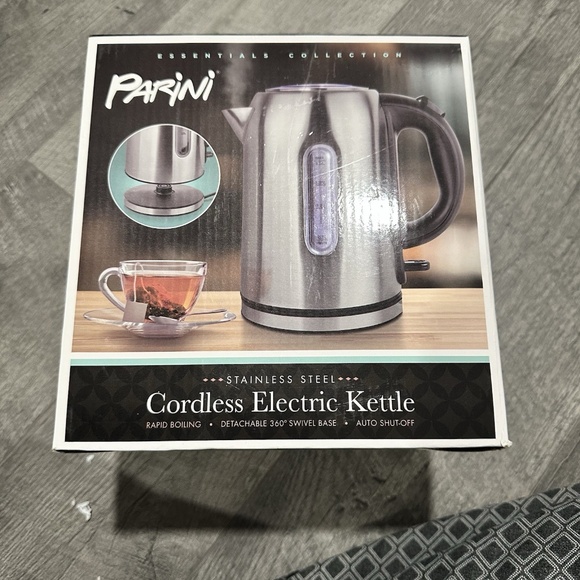 parini 360 swivel base Cordless Electric Kettle in box stainless steel - Picture 4 of 7